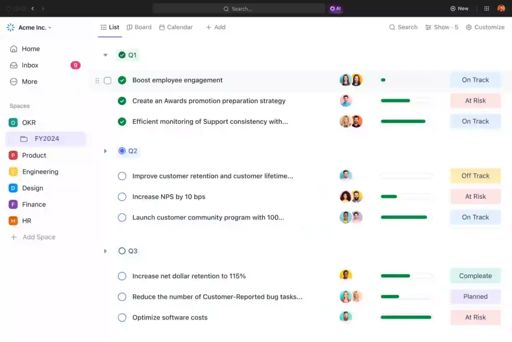 Tablero de ClickUp mostrando seguimiento de tareas y proyectos con fechas y responsables en 2025.